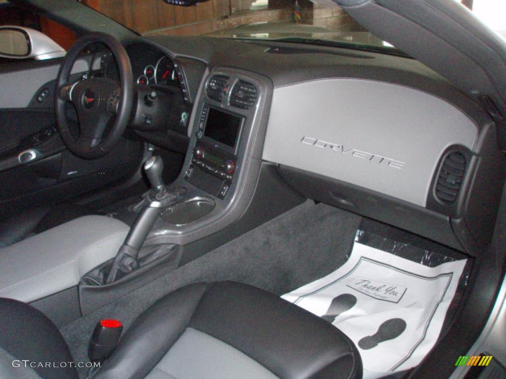 2009 Chevrolet Corvette Z06 Ebony/Titanium Gray Dashboard Photo #44972237