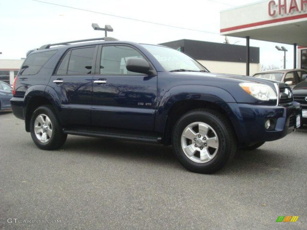 2006 4Runner SR5 4x4 - Nautical Blue Metallic / Stone Gray photo #2