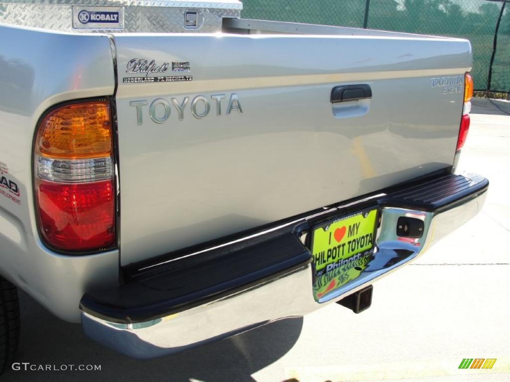 2004 Tacoma V6 TRD Double Cab 4x4 - Lunar Mist Metallic / Charcoal photo #23