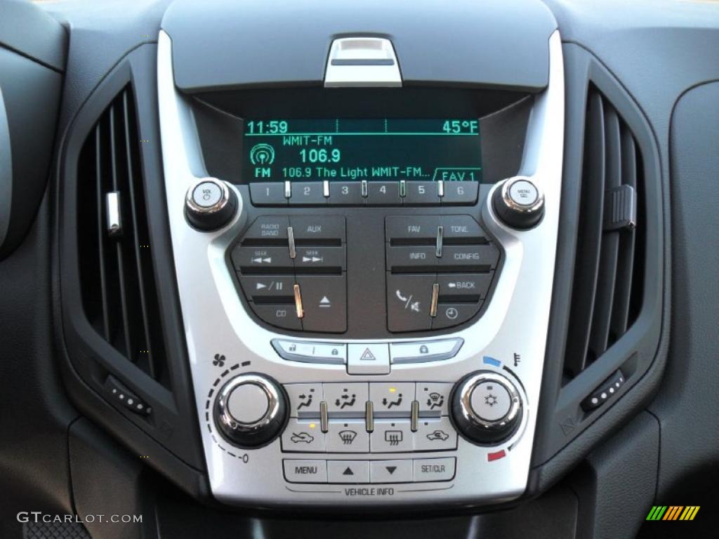 2011 Chevrolet Equinox LT Controls Photo #44973581