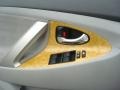 Super White - Camry XLE Photo No. 15