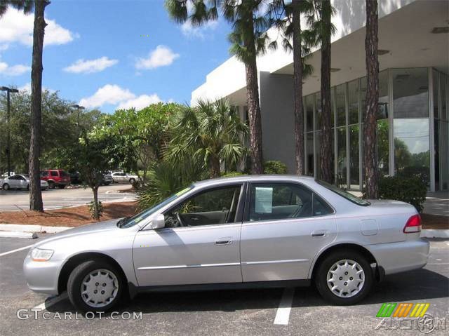 2001 Accord LX Sedan - Satin Silver Metallic / Quartz Gray photo #33