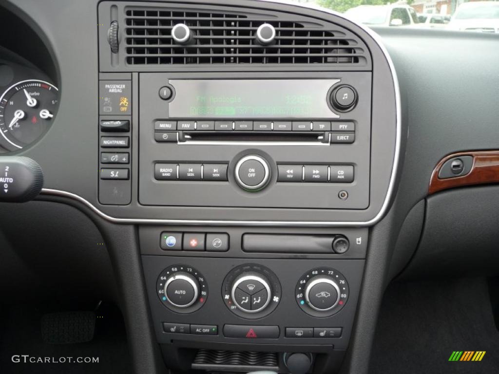 2009 Saab 9-3 2.0T Convertible Controls Photo #44977173