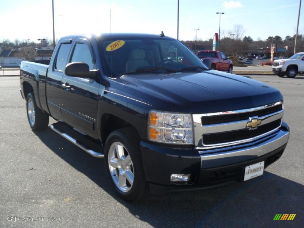 Dark Blue Metallic 2007 Chevrolet Silverado 1500 LT Extended Cab Exterior Photo #44977291