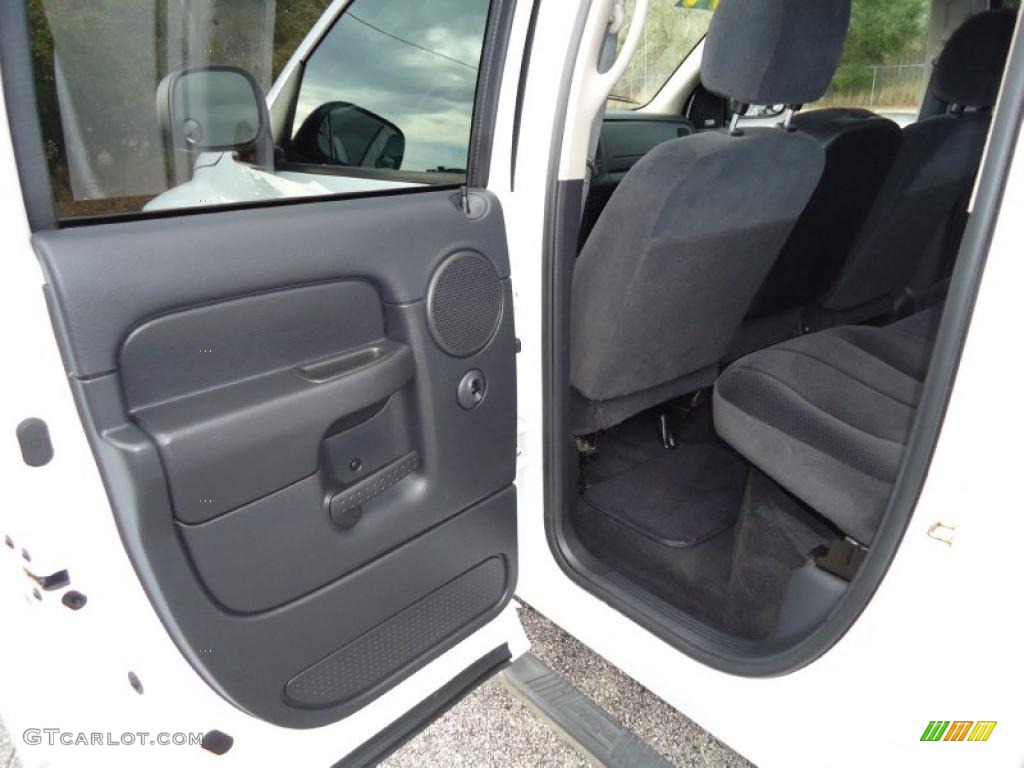 2004 Ram 1500 SLT Quad Cab - Bright White / Dark Slate Gray photo #7