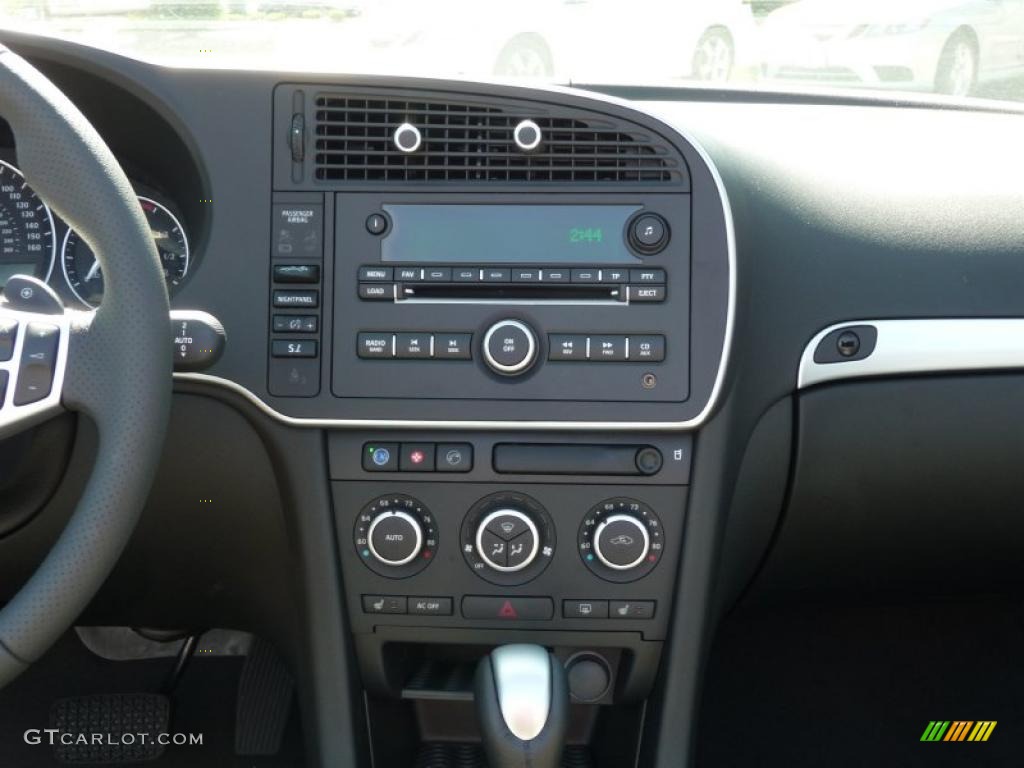 2009 Saab 9-3 Aero Convertible Controls Photo #44977994