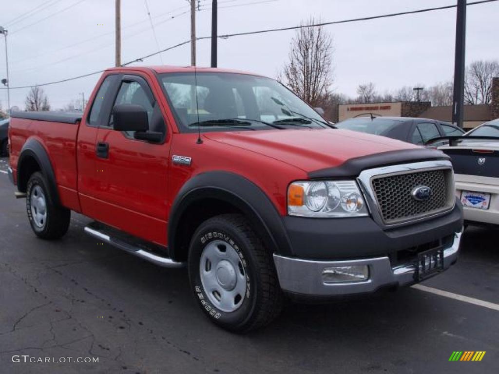 2005 F150 XL Regular Cab - Bright Red / Medium Flint Grey photo #2