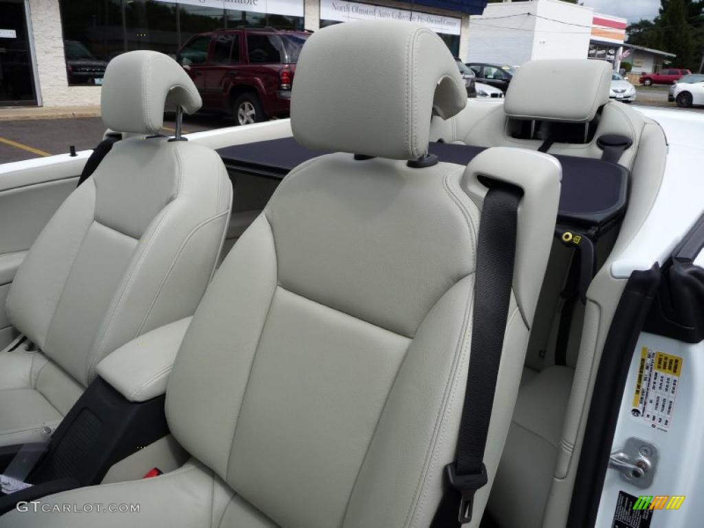 Parchment Interior 2009 Saab 9-3 2.0T Convertible Photo #44978657