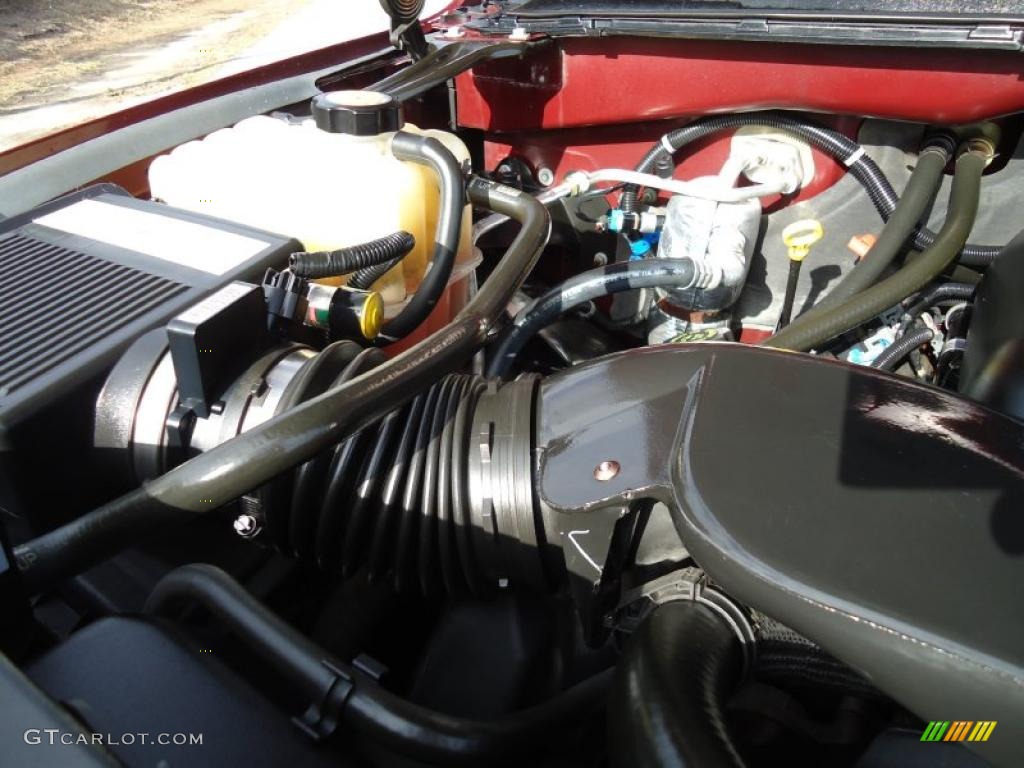 2001 Chevrolet Silverado 2500HD LS Extended Cab 4x4 6.0 Liter OHV 16-Valve Vortec V8 Engine Photo #44979575