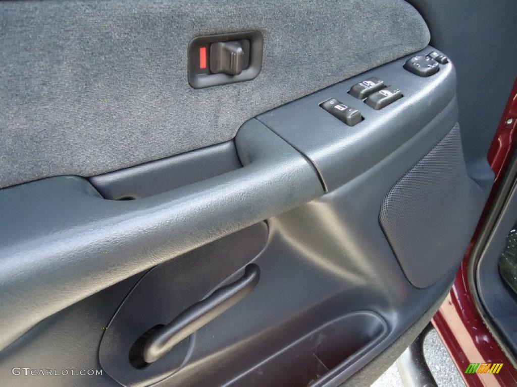 2001 Silverado 2500HD LS Extended Cab 4x4 - Dark Carmine Red Metallic / Graphite photo #23