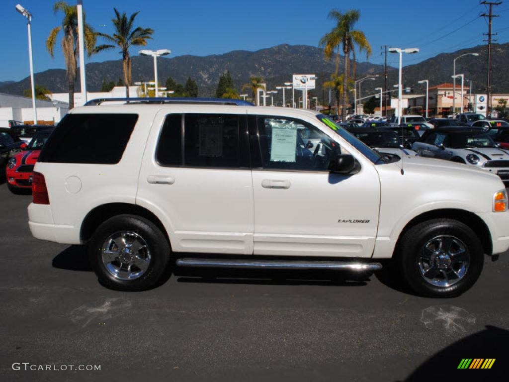2004 Explorer Limited AWD - Ceramic White Tri Coat Metallic / Graphite photo #3