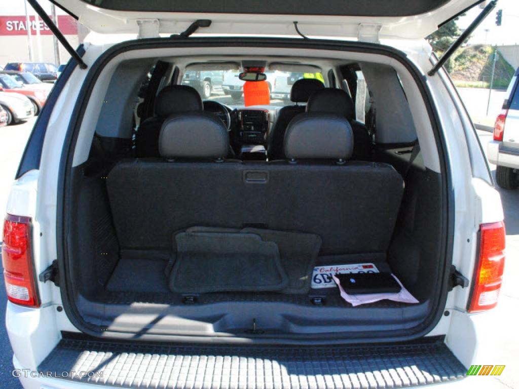 2004 Explorer Limited AWD - Ceramic White Tri Coat Metallic / Graphite photo #10
