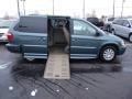 2006 Magnesium Pearl Chrysler Town & Country Touring  photo #10