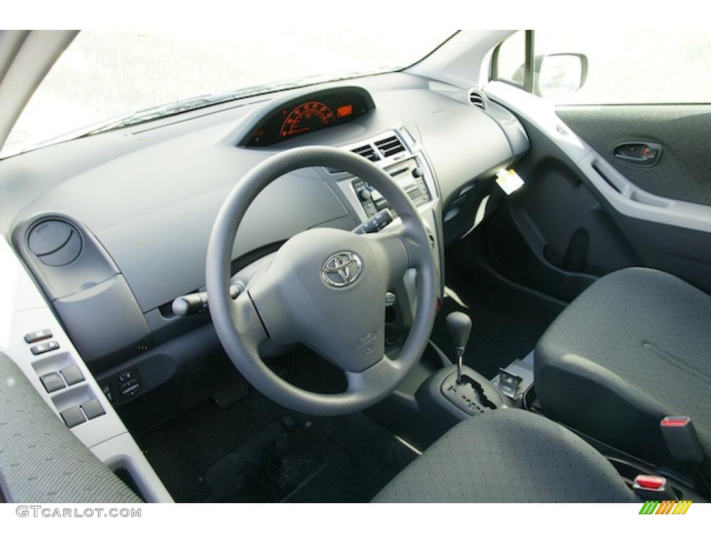 Dark Charcoal Interior 2011 Toyota Yaris 5 Door Liftback Photo #44980990