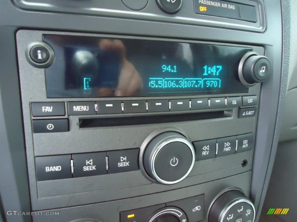 2008 Chevrolet HHR LT Controls Photo #44981526