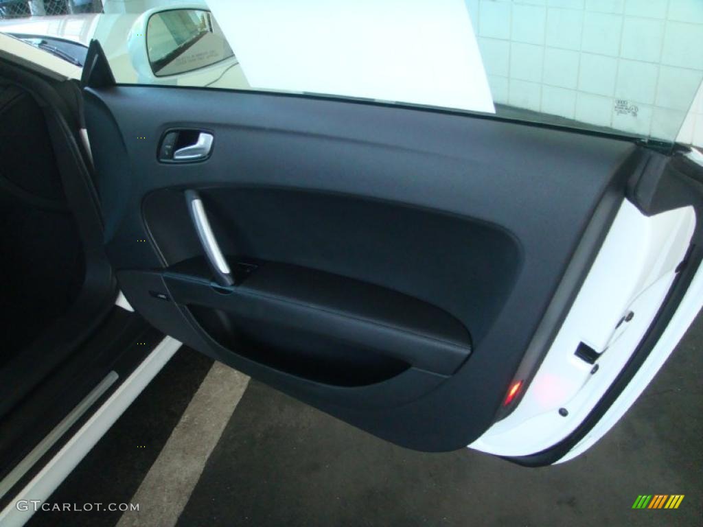 2009 Audi TT 2.0T quattro Coupe Black Door Panel Photo #44983636