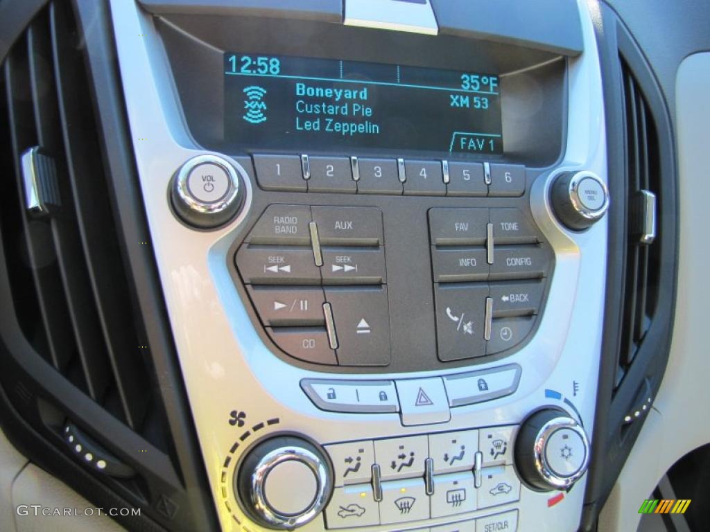 2011 Chevrolet Equinox LS Controls Photo #44984898