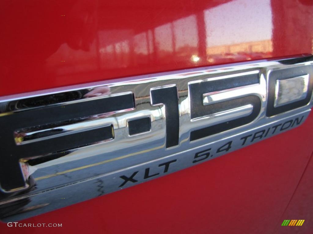 2004 Ford F150 XLT SuperCab Marks and Logos Photos