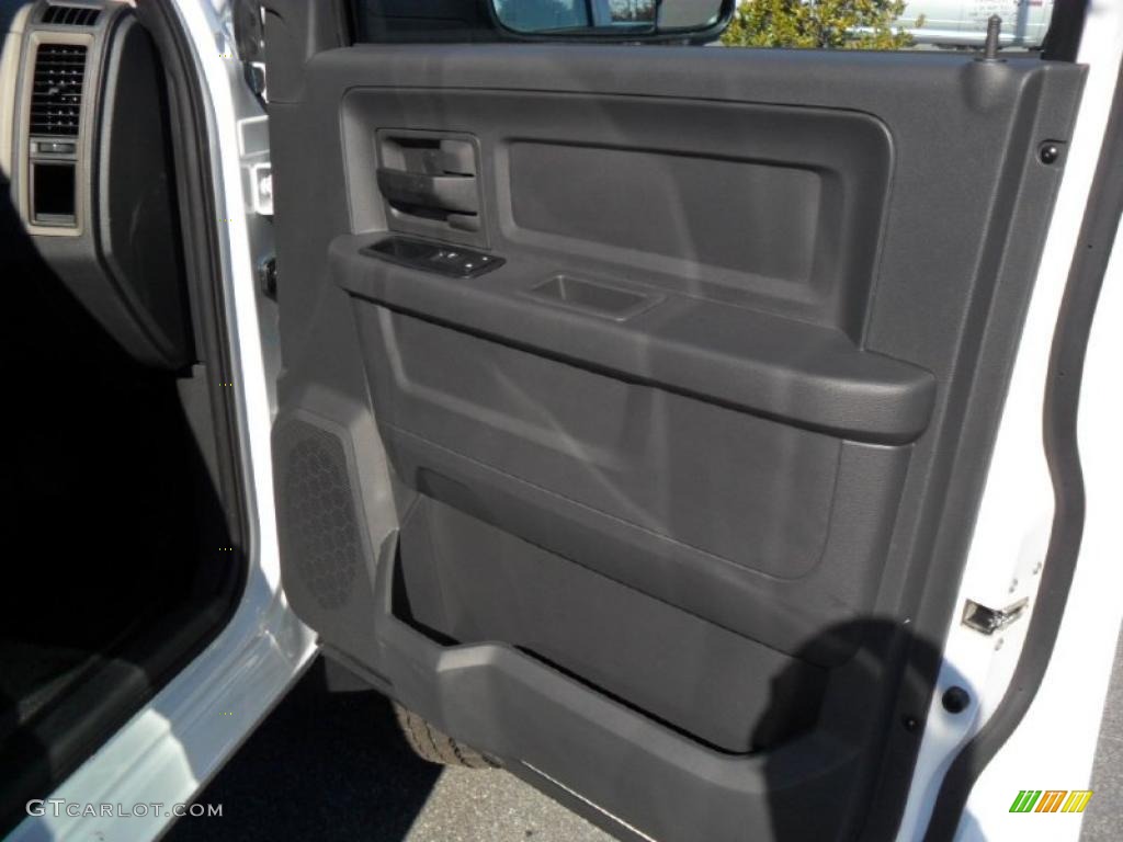 2011 Ram 5500 HD SLT Crew Cab 4x4 Chassis - Bright White / Dark Slate/Medium Graystone photo #20