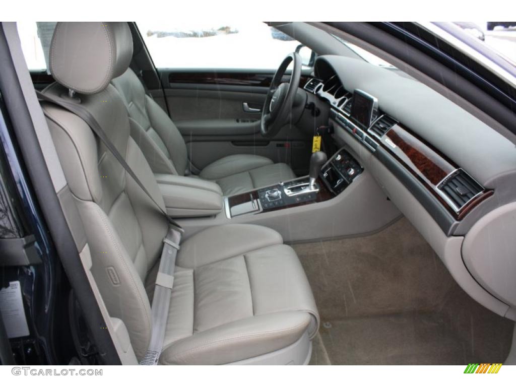 Beige Interior 2005 Audi A8 4.2 quattro Photo #44991922