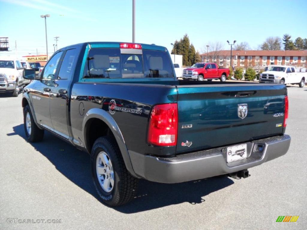 2011 Ram 1500 SLT Outdoorsman Quad Cab 4x4 - Hunter Green Pearl / Light Pebble Beige/Bark Brown photo #2