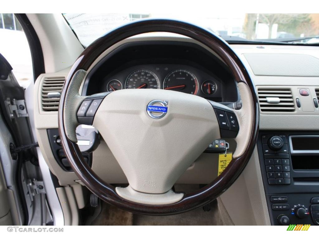 2004 XC90 T6 AWD - Silver Metallic / Taupe photo #13