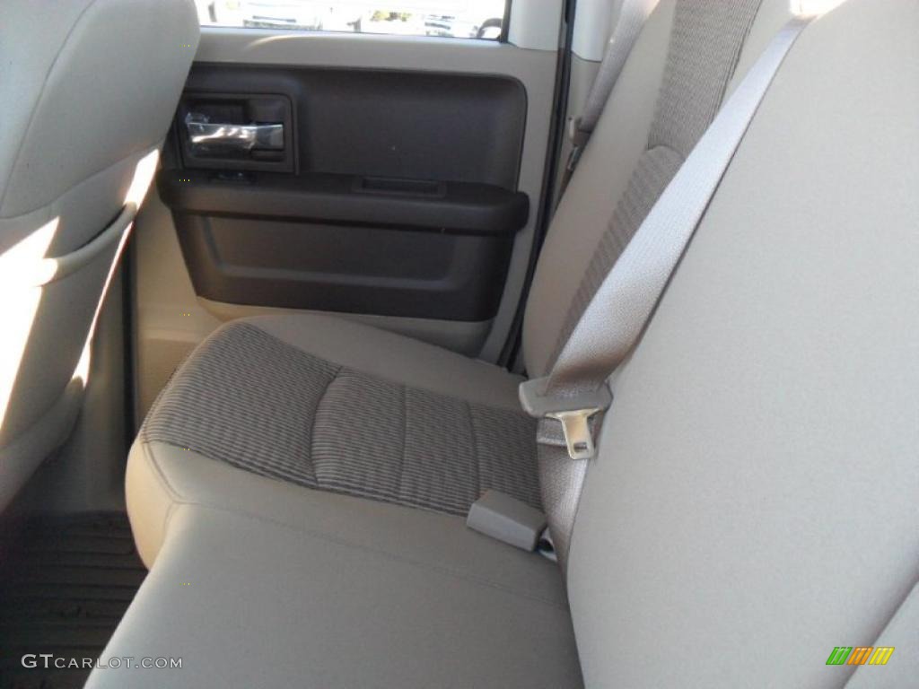 Light Pebble Beige/Bark Brown Interior 2011 Dodge Ram 1500 SLT Outdoorsman Quad Cab 4x4 Photo #44992623