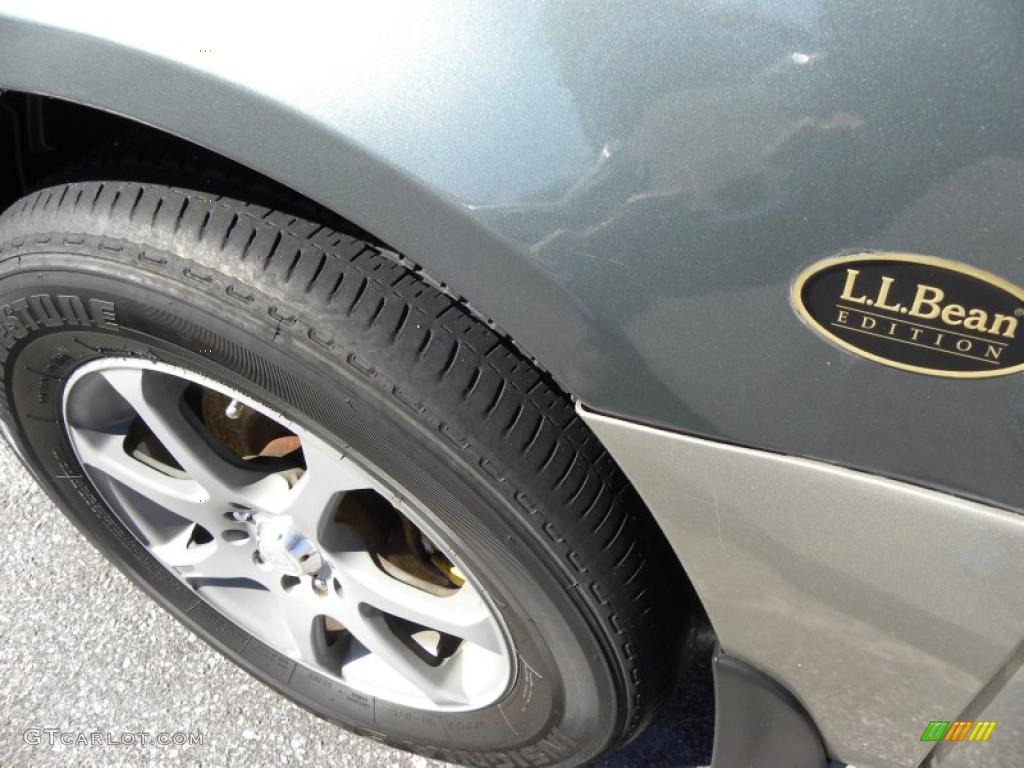 2001 Subaru Outback L.L.Bean Edition Wagon Marks and Logos Photo #44995414