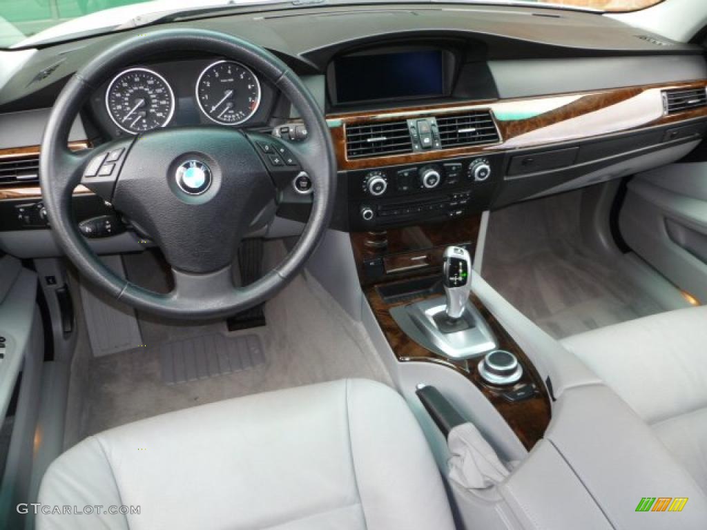 Grey Interior 2008 Bmw 5 Series 535i Sedan Photo 45000510