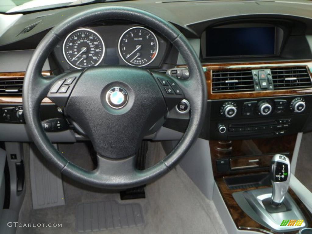 2008 BMW 5 Series 535i Sedan Grey Dashboard Photo #45000638