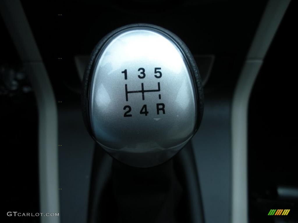 2011 Ford Fiesta S Sedan 5 Speed Manual Transmission Photo #45001642