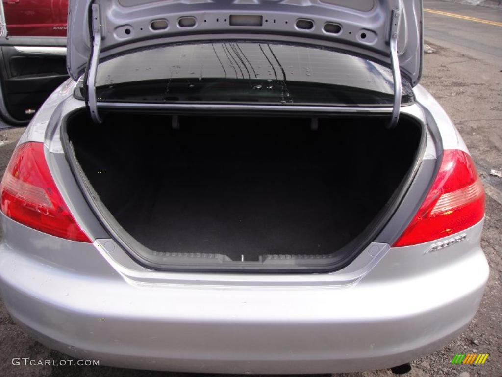 2003 Honda Accord EX Coupe Trunk Photos