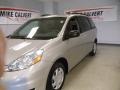 2010 Silver Shadow Pearl Toyota Sienna LE  photo #6