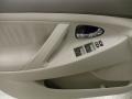 Super White - Camry LE Photo No. 9