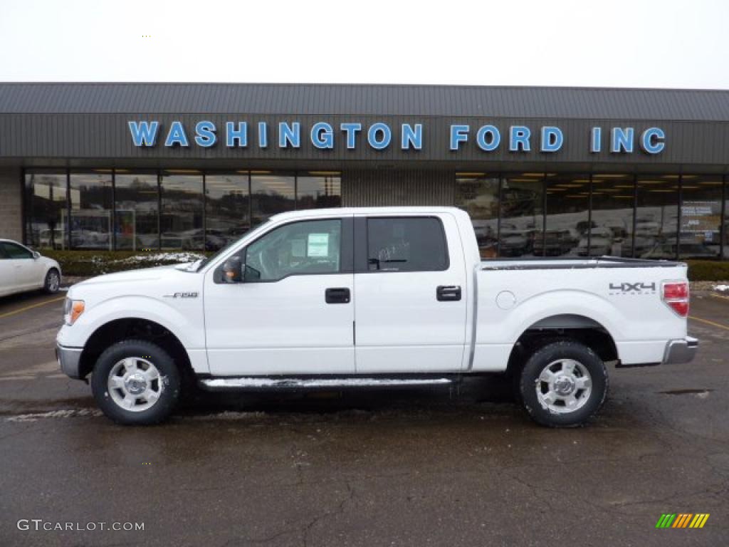 2011 F150 XLT SuperCrew 4x4 - Oxford White / Steel Gray photo #1