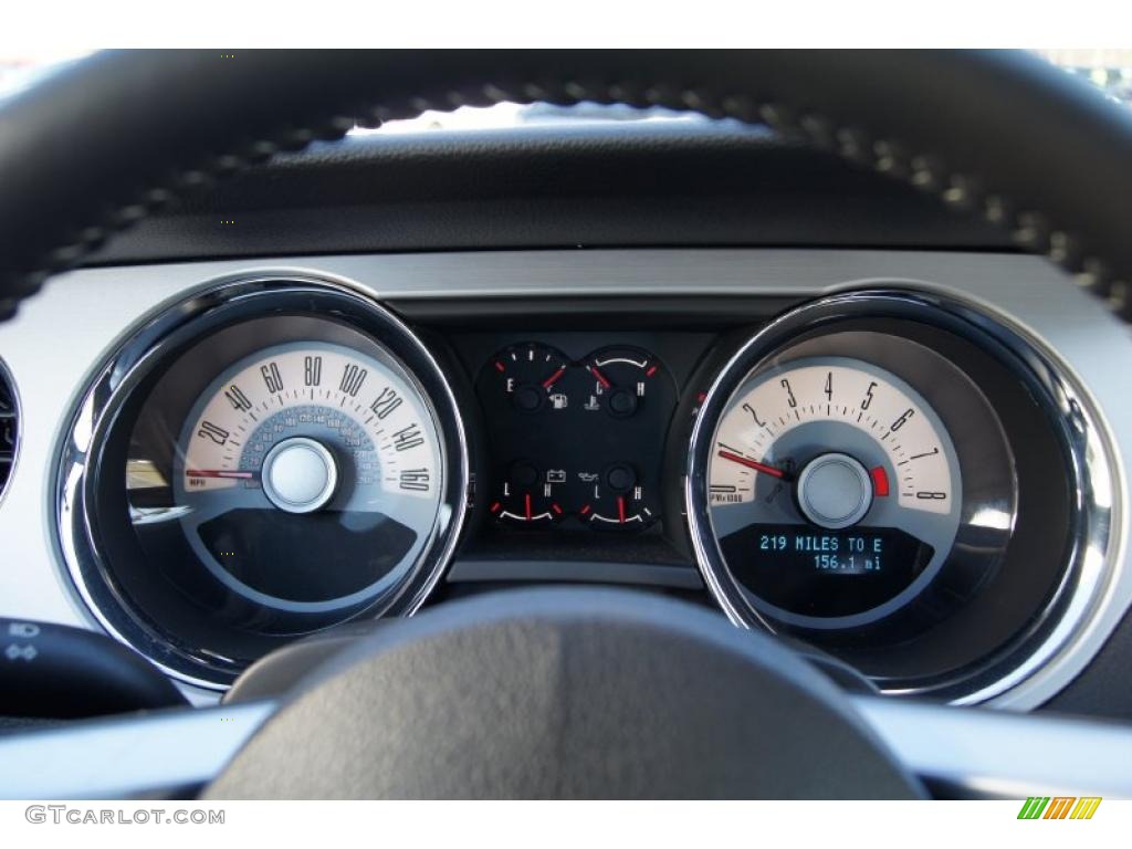 2011 Ford Mustang GT Premium Convertible Gauges Photo #45007596