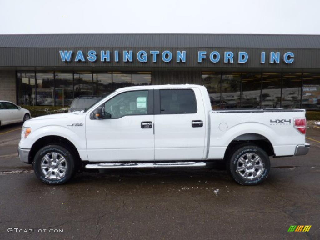 2011 F150 XLT SuperCrew 4x4 - Oxford White / Steel Gray photo #1