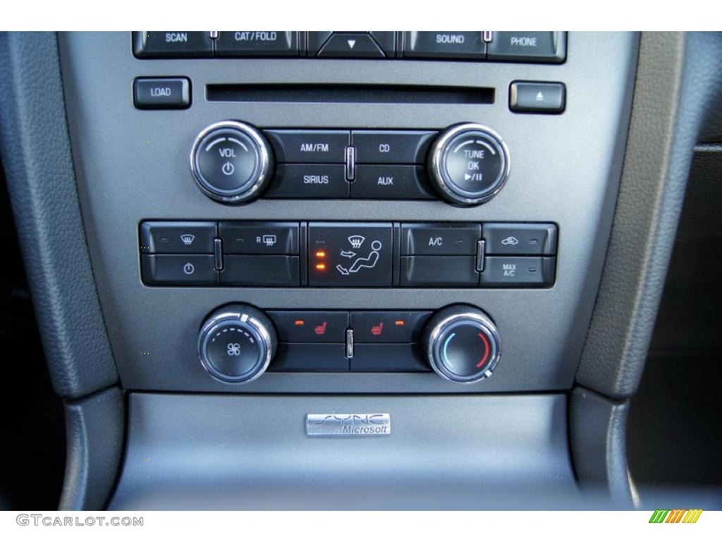 2011 Ford Mustang GT Premium Convertible Controls Photo #45007664