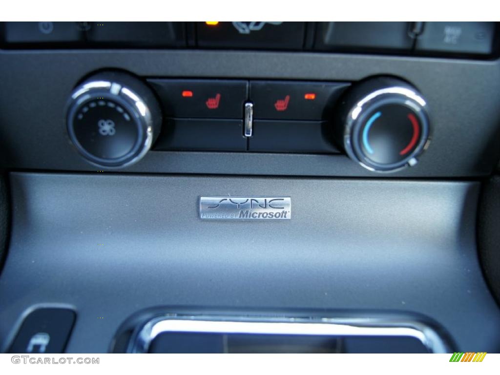 2011 Ford Mustang GT Premium Convertible Controls Photo #45007676