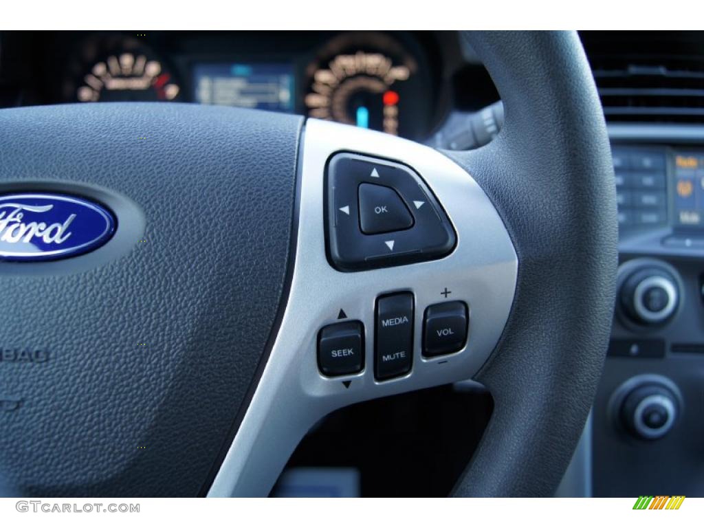 2011 Ford Edge SE Controls Photo #45007948