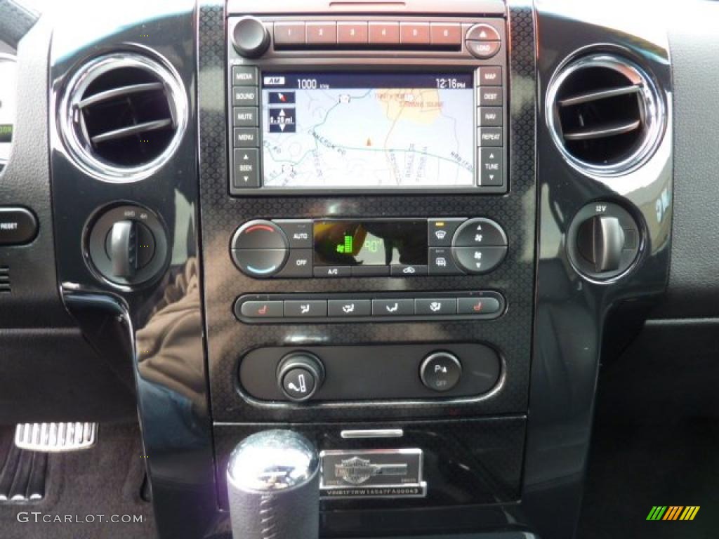 2007 Ford F150 Harley-Davidson SuperCrew 4x4 Controls Photo #45009021