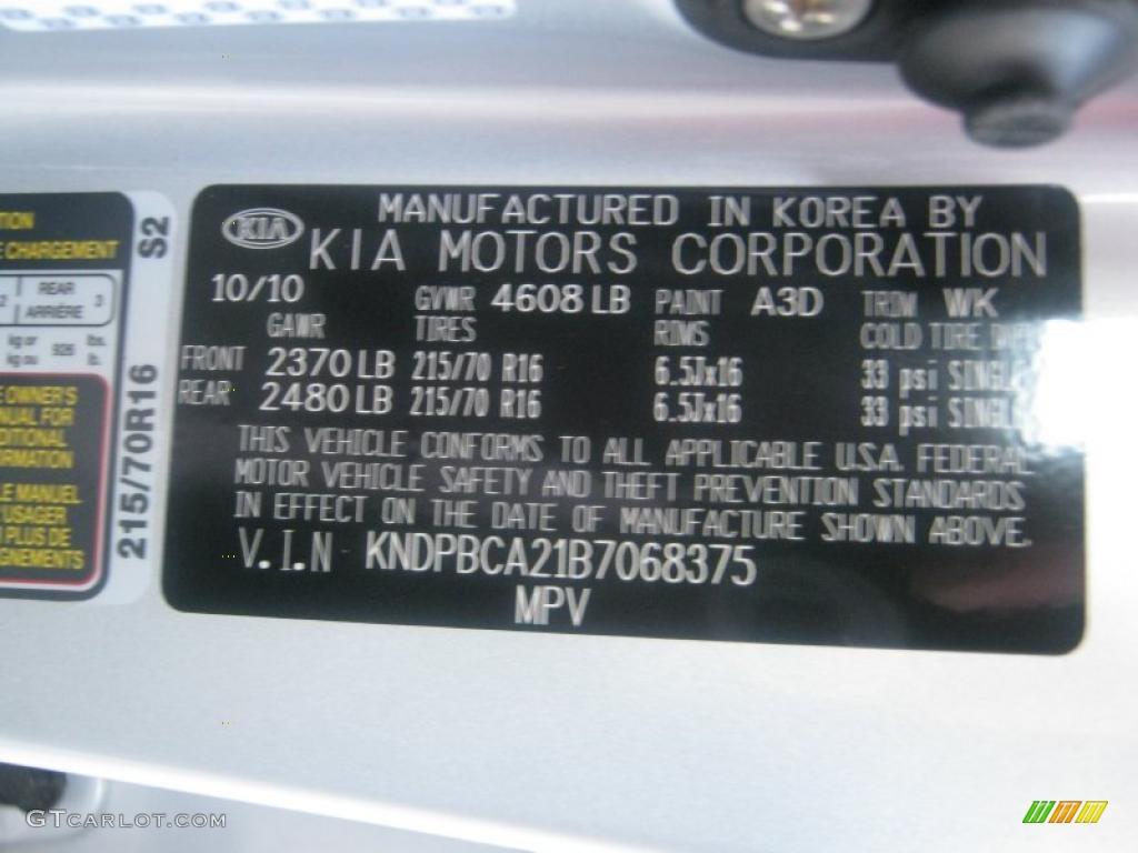 2011 Sportage LX AWD - Bright Silver / Black photo #25