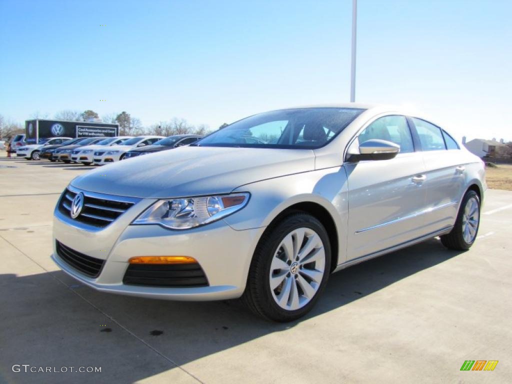 White Gold Metallic Volkswagen CC