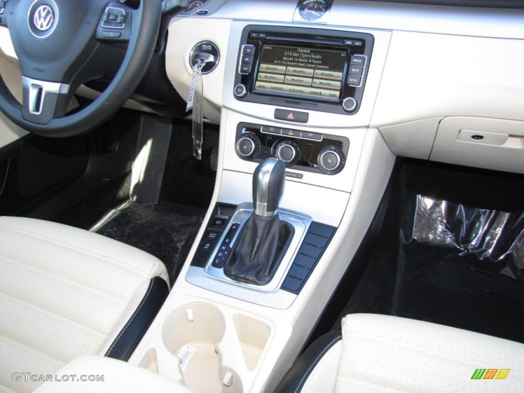 2012 Volkswagen CC Sport Controls Photo #45015463