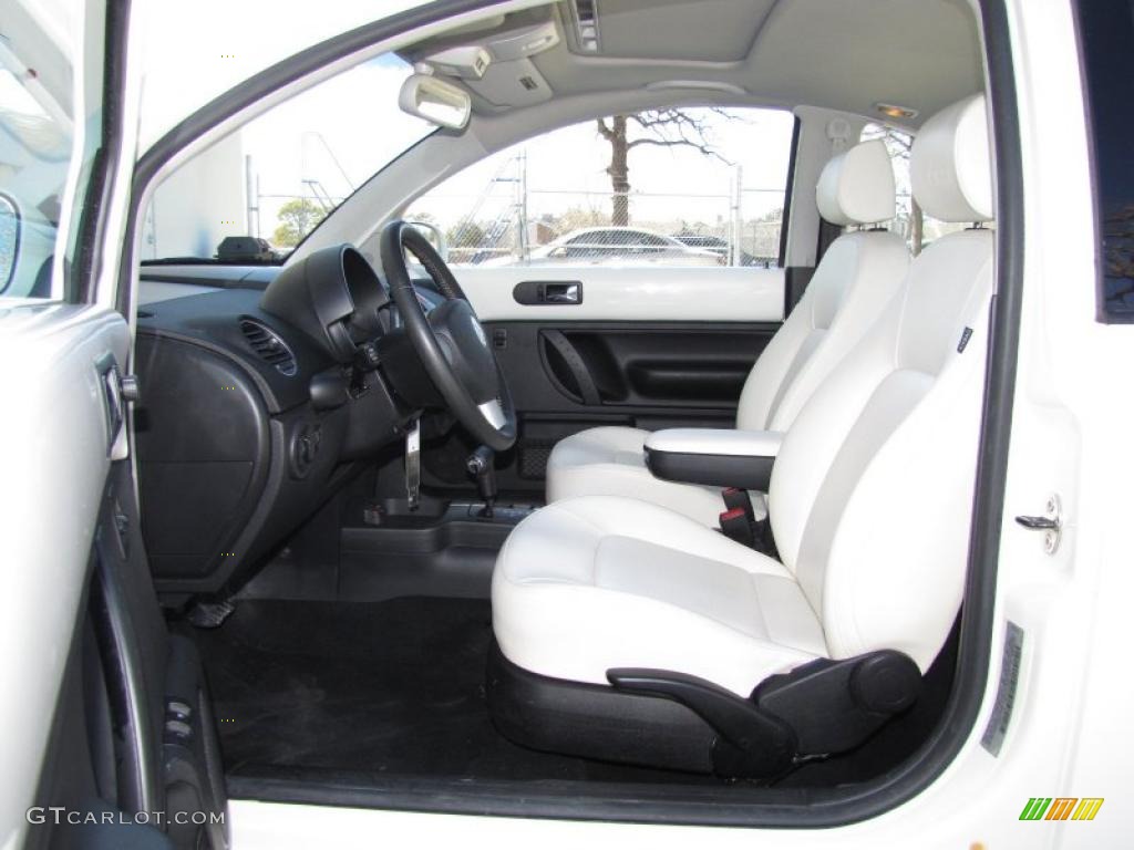 White Interior 2008 Volkswagen New Beetle Triple White Coupe Photo #45016238