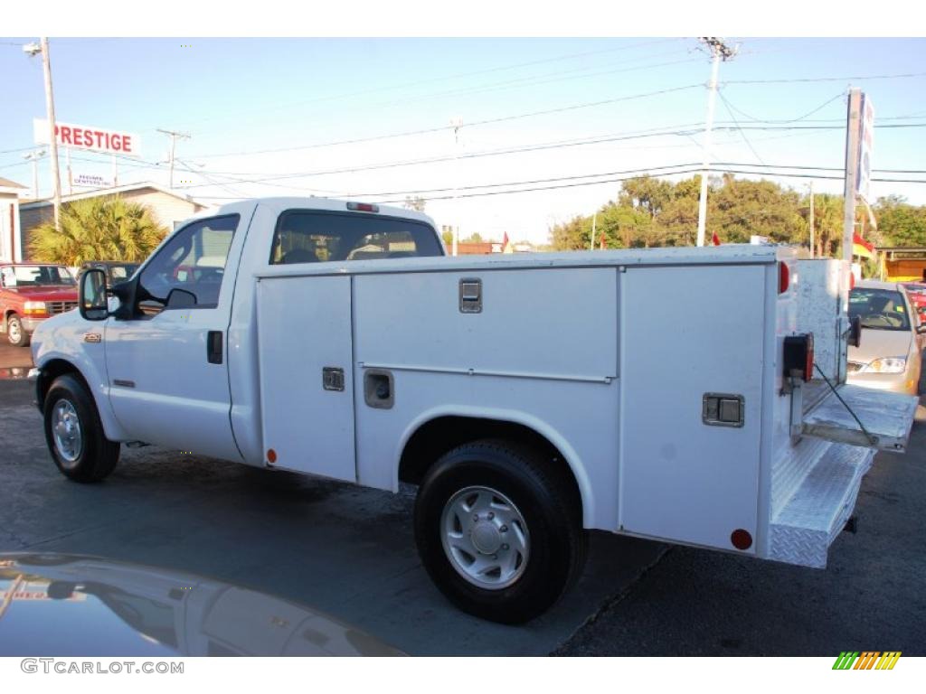 2004 F250 Super Duty XL Regular Cab Chassis - Oxford White / Medium Flint photo #8