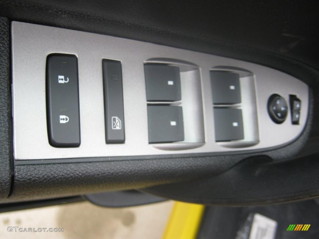 2011 Sierra 2500HD SLE Crew Cab 4x4 - Fleet Yellow / Ebony photo #18