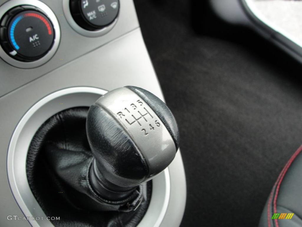 2008 Nissan Sentra SE-R Spec V 6 Speed Manual Transmission Photo #45023273