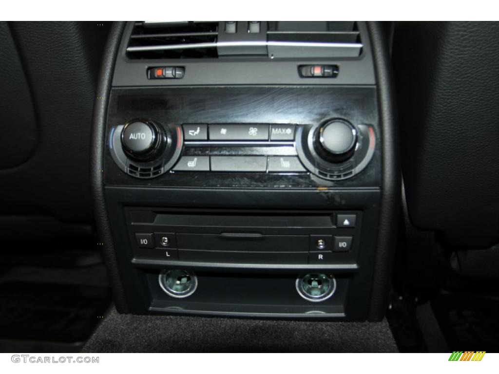 2009 BMW 7 Series 750Li Sedan Controls Photo #45023373