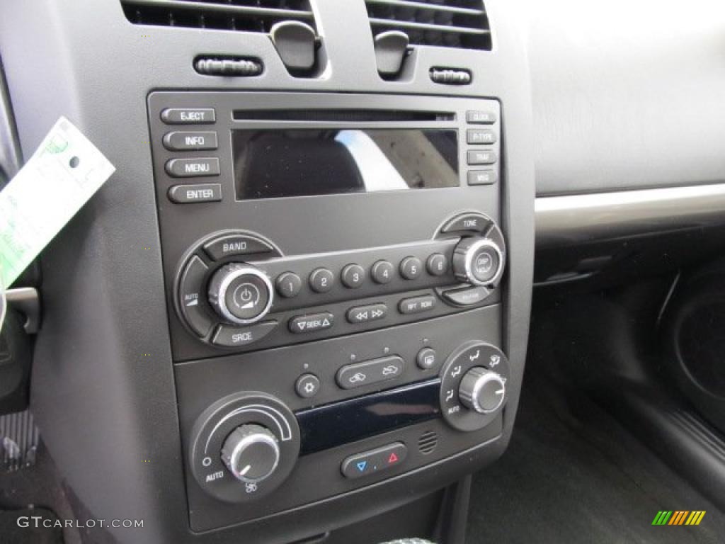 2007 Chevrolet Malibu SS Sedan Controls Photos